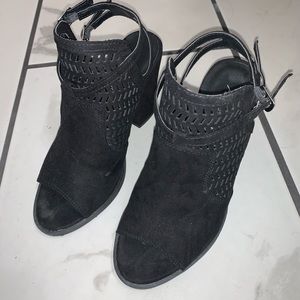 American Eagle 5 1/2 Wedge Sandals, NWT